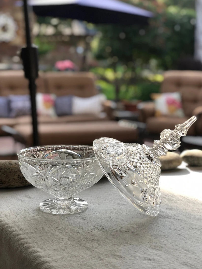 Beautiful Vintage American Brilliant Cut Crystal Pedestal Candy Dish Bowl Lid with Finnial ABCG 11”